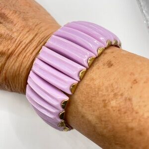 Hong Kong Signed Vintage Lilac Light Purple Plastic Expansion Bracelet